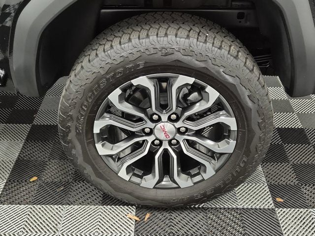 2025 GMC Canyon Denali