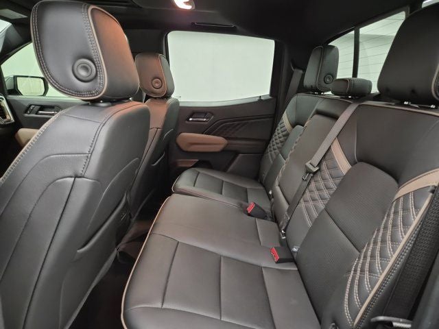 2025 GMC Canyon Denali