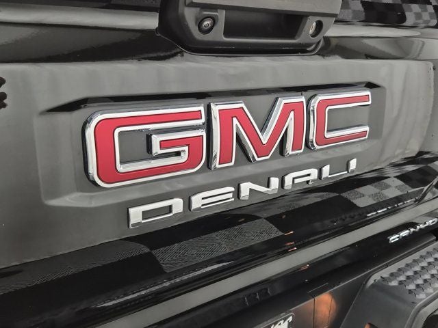 2025 GMC Canyon Denali