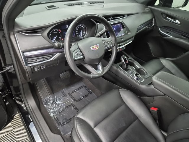 2023 Cadillac XT4 Luxury