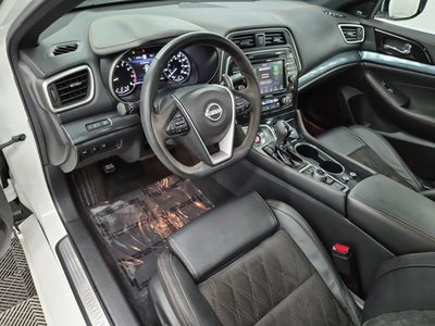 2023 Nissan Maxima SR