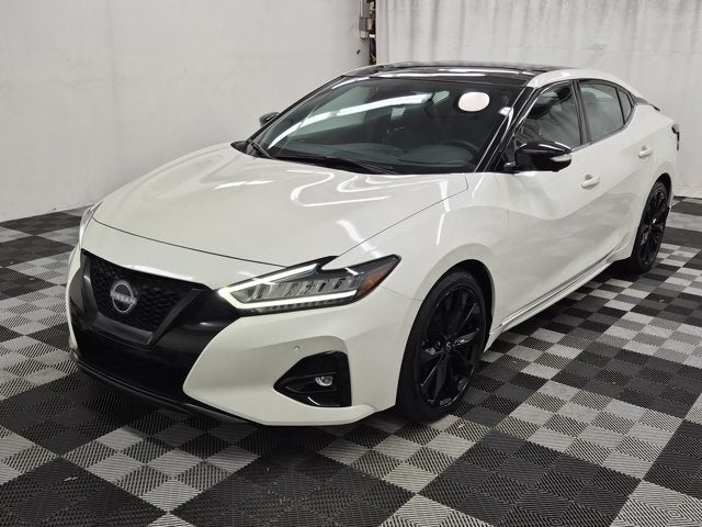 2023 Nissan Maxima SR