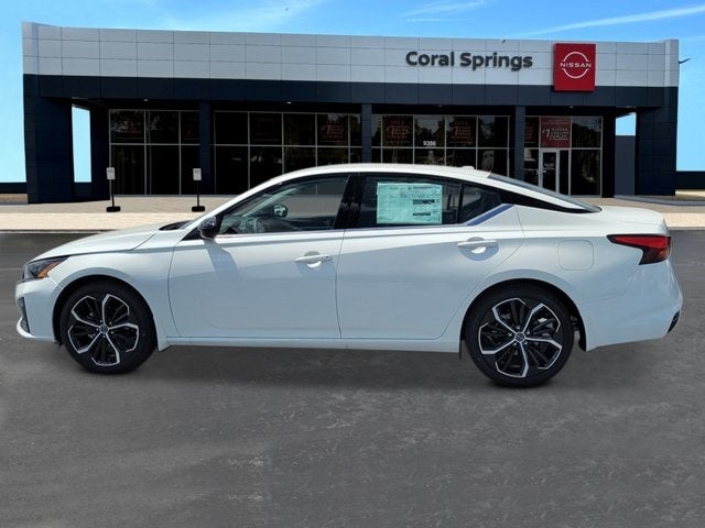 2025 Nissan Altima SR