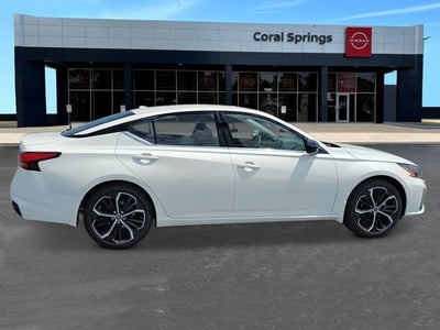 2025 Nissan Altima SR