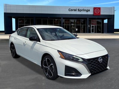 2025 Nissan Altima SR