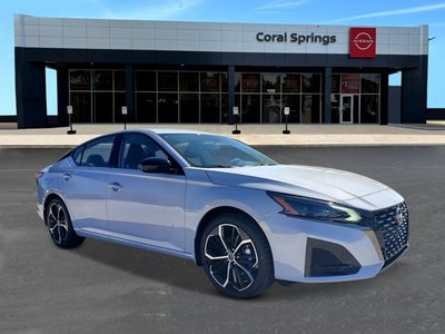 2025 Nissan Altima SR