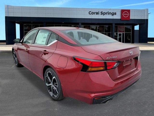 2025 Nissan Altima SR