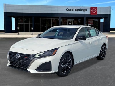 2025 Nissan Altima SR