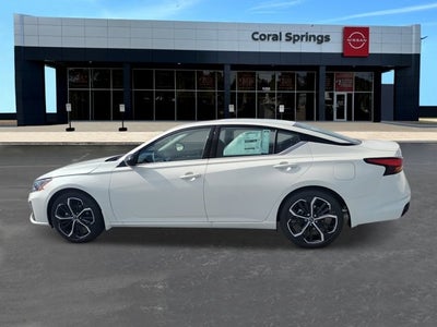 2025 Nissan Altima SR