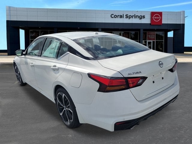 2025 Nissan Altima SR
