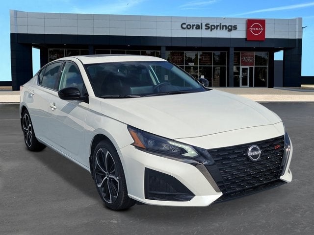 2025 Nissan Altima SR