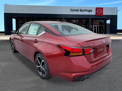 2025 Nissan Altima SR