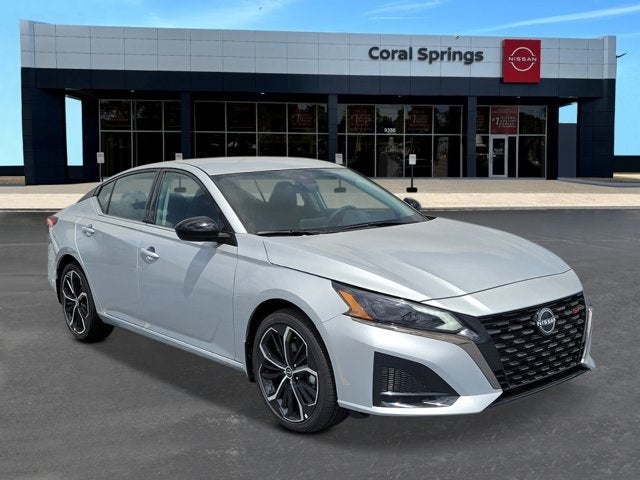 2025 Nissan Altima SR