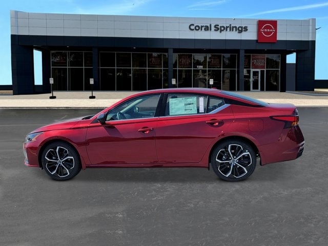 2025 Nissan Altima SR