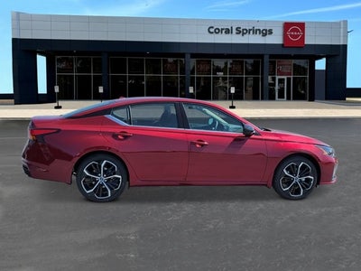 2025 Nissan Altima SR