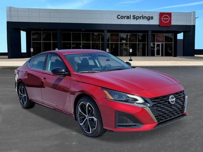 2025 Nissan Altima SR