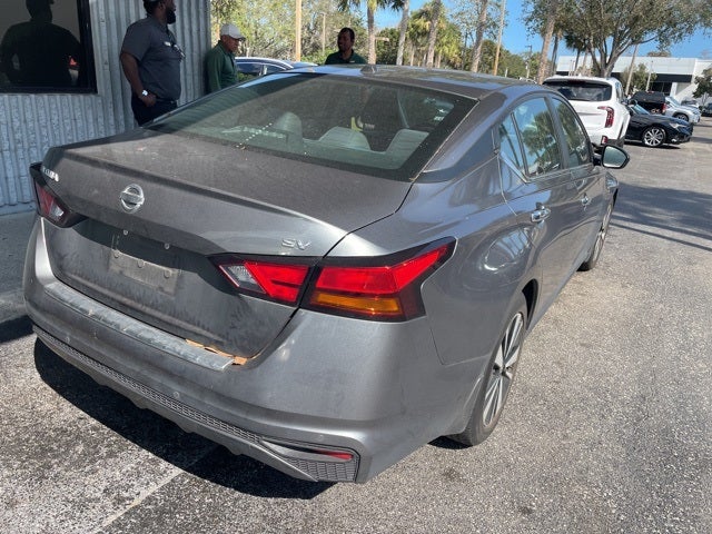 2022 Nissan Altima SV