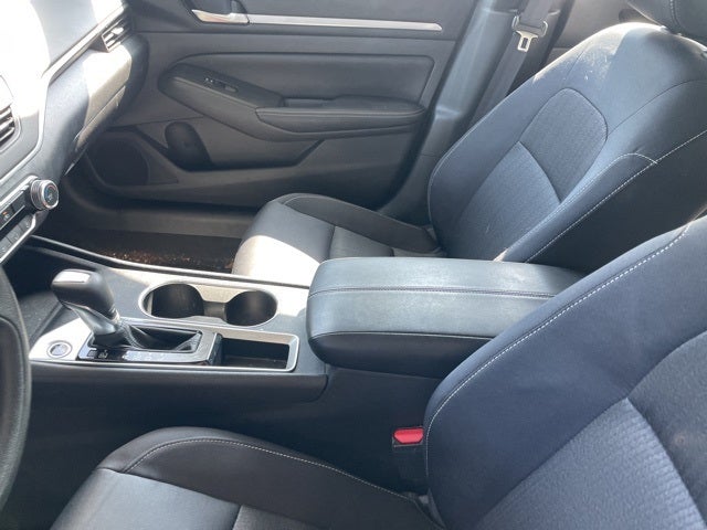 2022 Nissan Altima SV