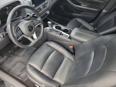 2022 Nissan Altima SV