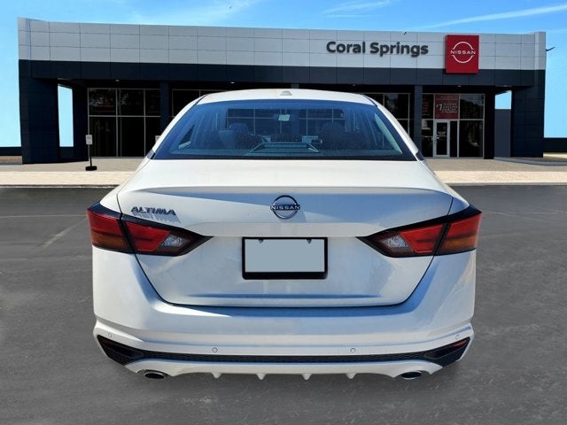 2025 Nissan Altima SV