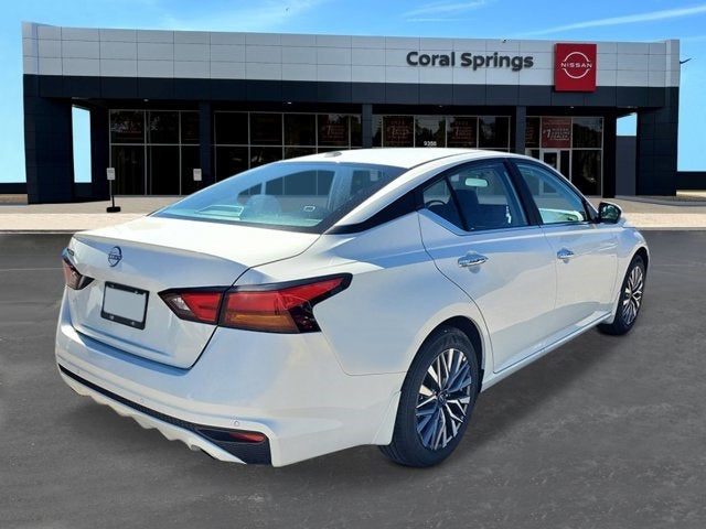 2025 Nissan Altima SV