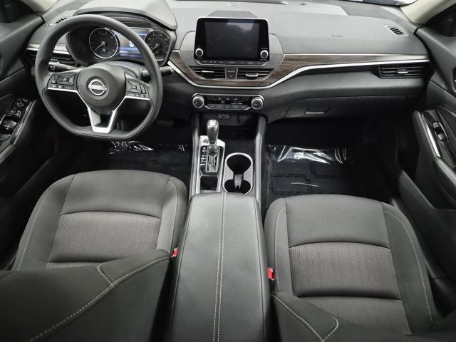 2023 Nissan Altima SV