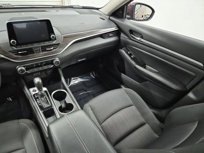 2023 Nissan Altima SV