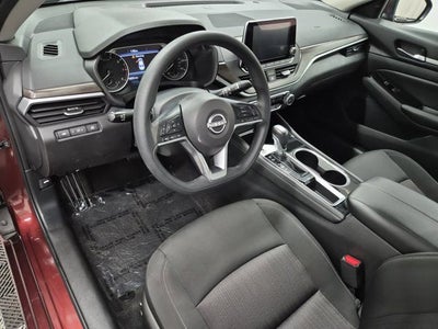 2023 Nissan Altima SV