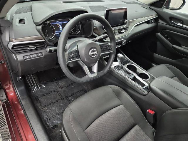 2023 Nissan Altima SV