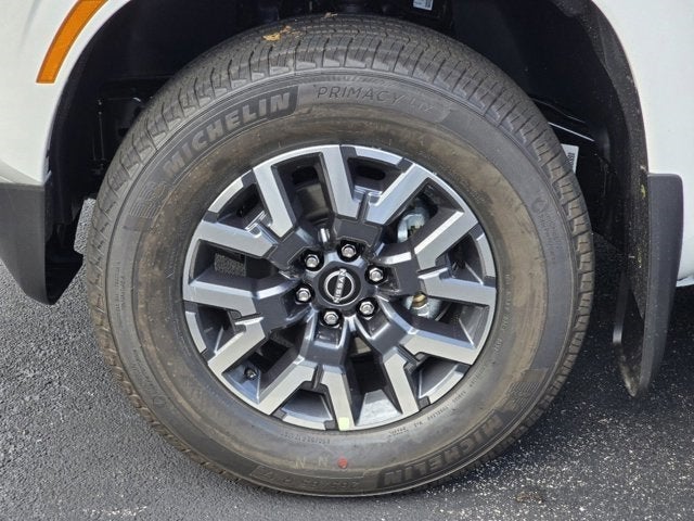 2025 Nissan Frontier Crew Cab SL