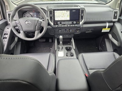 2025 Nissan Frontier Crew Cab SL