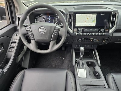 2025 Nissan Frontier Crew Cab SL