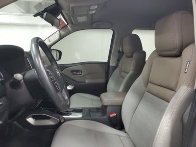 2022 Nissan Frontier SV