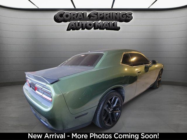 2021 Dodge Challenger SXT