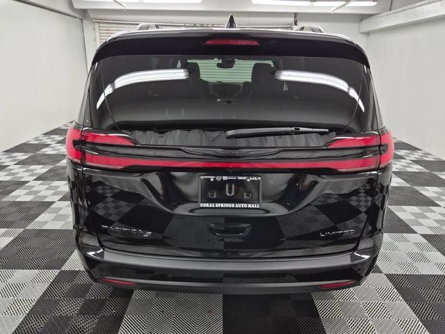 2025 Chrysler Pacifica Limited