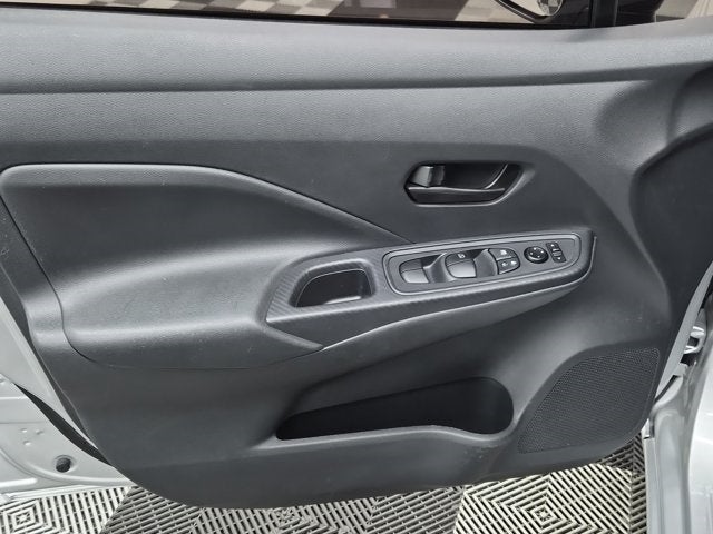 2023 Nissan Versa 1.6 S