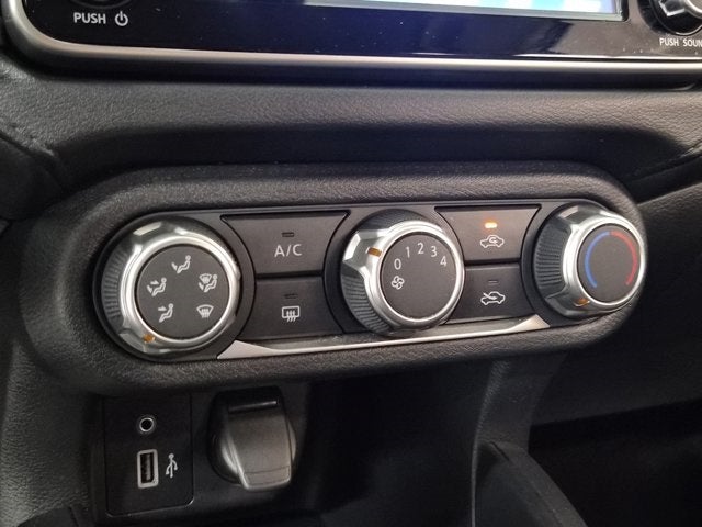 2023 Nissan Versa 1.6 S