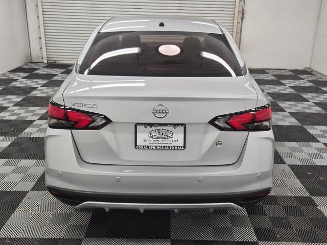 2023 Nissan Versa 1.6 S