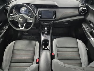 2022 Nissan Kicks SR