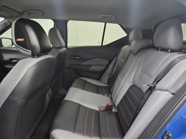 2022 Nissan Kicks SR