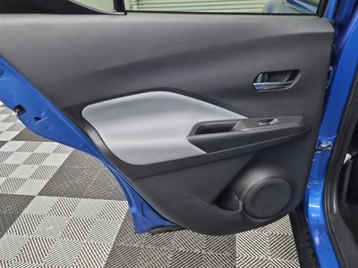 2022 Nissan Kicks SR