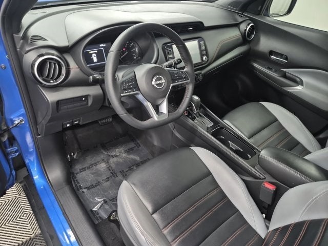 2022 Nissan Kicks SR