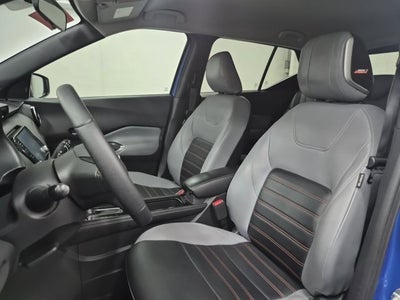 2022 Nissan Kicks SR