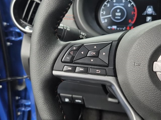 2022 Nissan Kicks SR