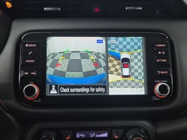 2022 Nissan Kicks SR