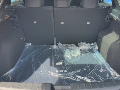 2025 Nissan Kicks S