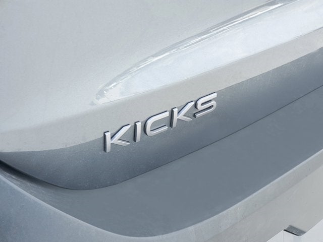 2025 Nissan Kicks S