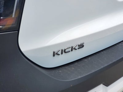 2025 Nissan Kicks SV
