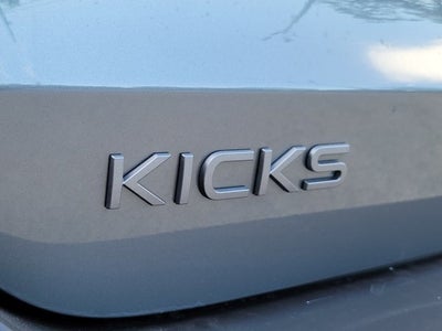 2025 Nissan Kicks SV