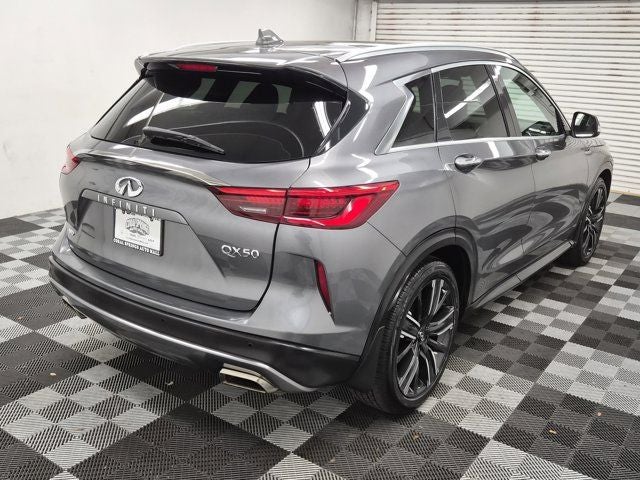 2021 INFINITI QX50 LUXE